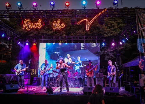 2023-08-04_V_Foundation_RocktheV_WBucquoy-132-3